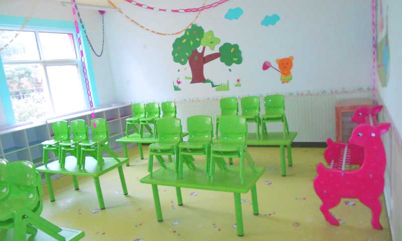 兒童地膠的優良特性以及改良后適用戶外活動