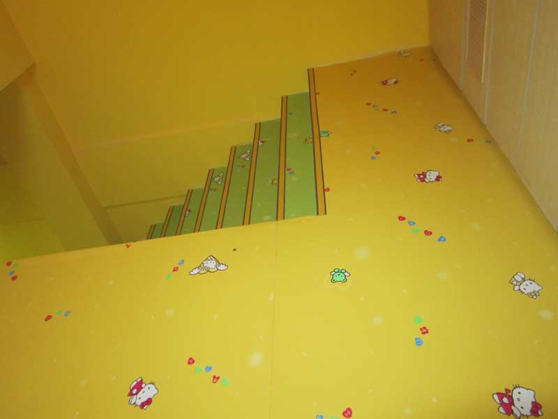 江蘇鎮江艾迪兒國際親子早教中心兒童地板