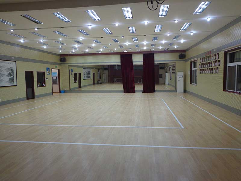 北京海淀區羊坊店中心小學運動地板